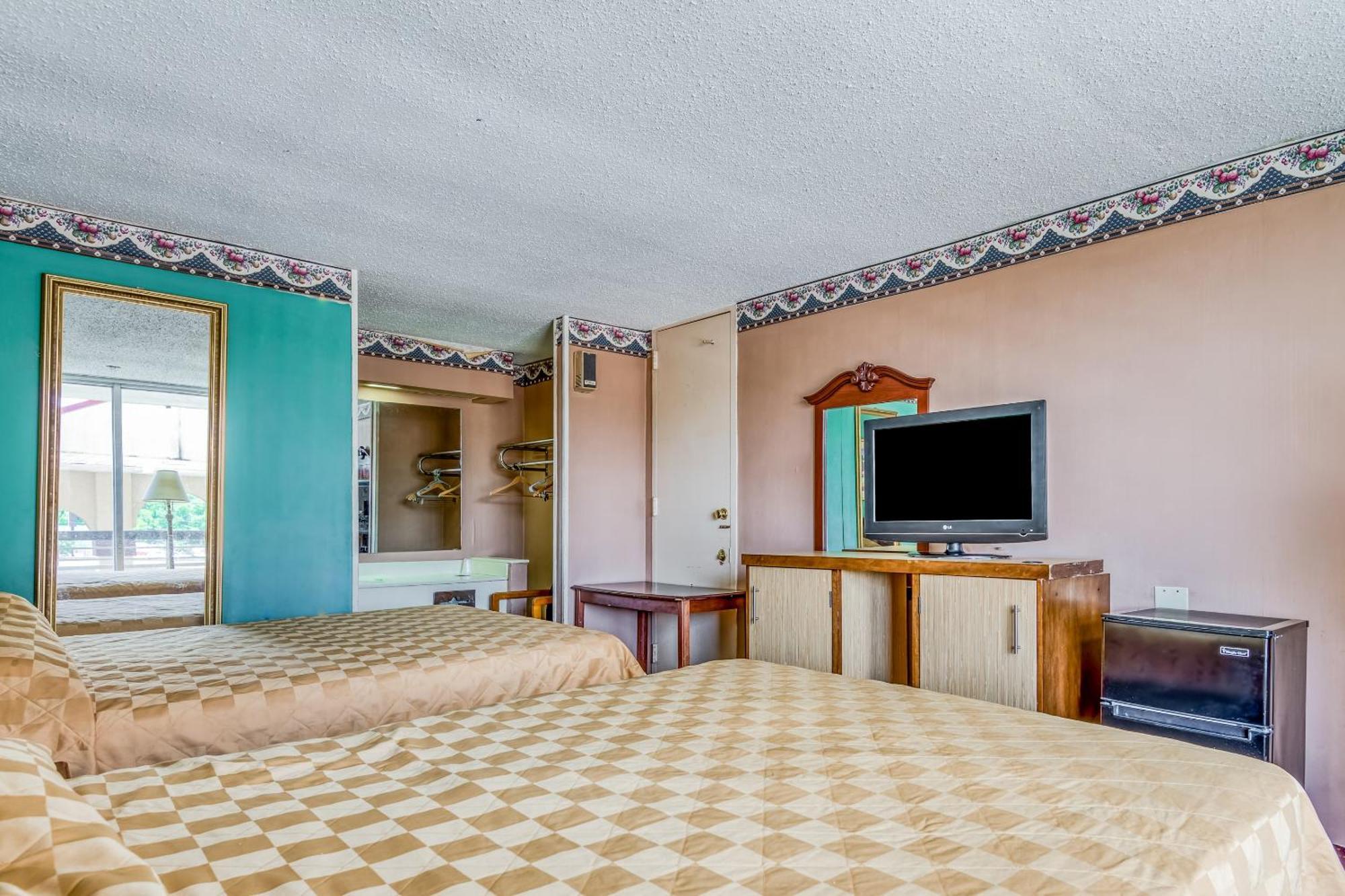 Oyo Hotel Jackson North I-55 외부 사진