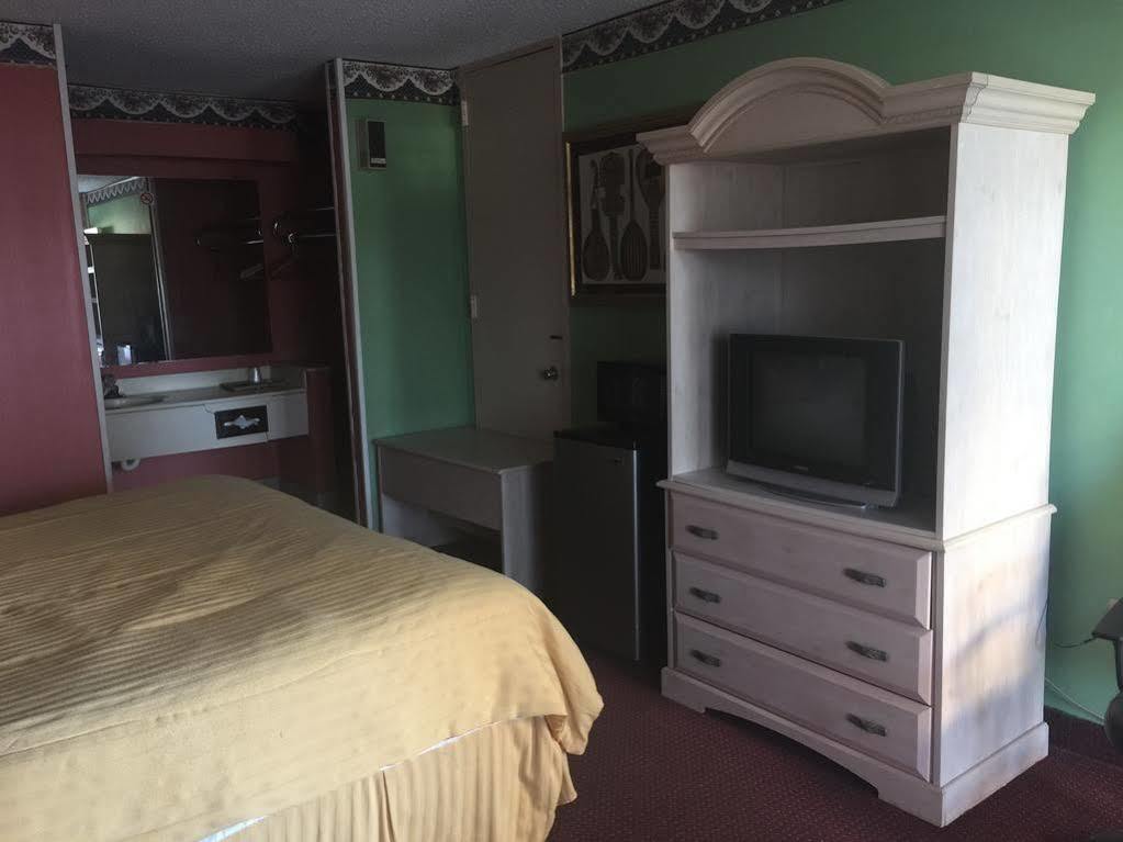 Oyo Hotel Jackson North I-55 외부 사진